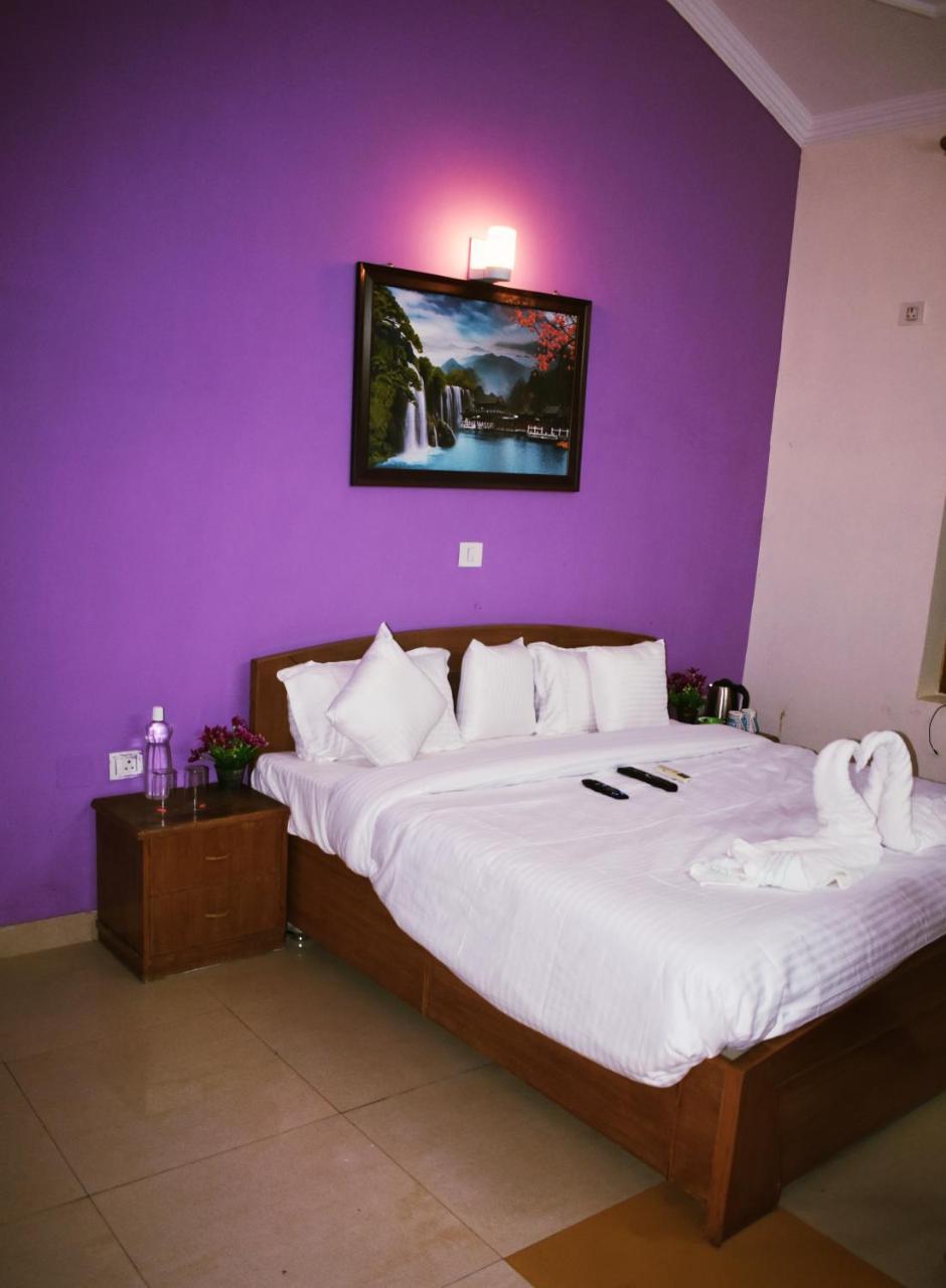The See Some Bed & Breakfast Rishikesh Exterior photo